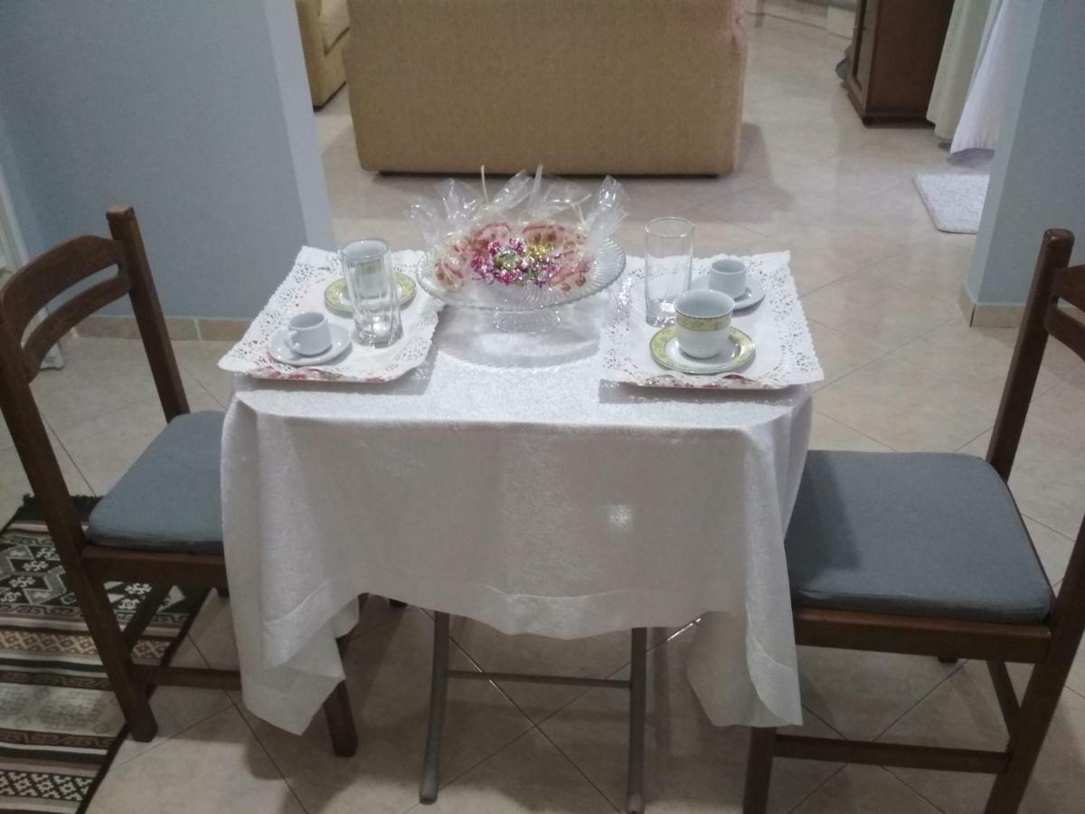 Family Apartments Missolonghi Ngoại thất bức ảnh