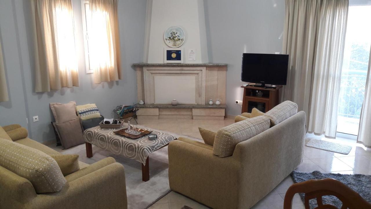 Family Apartments Missolonghi Ngoại thất bức ảnh