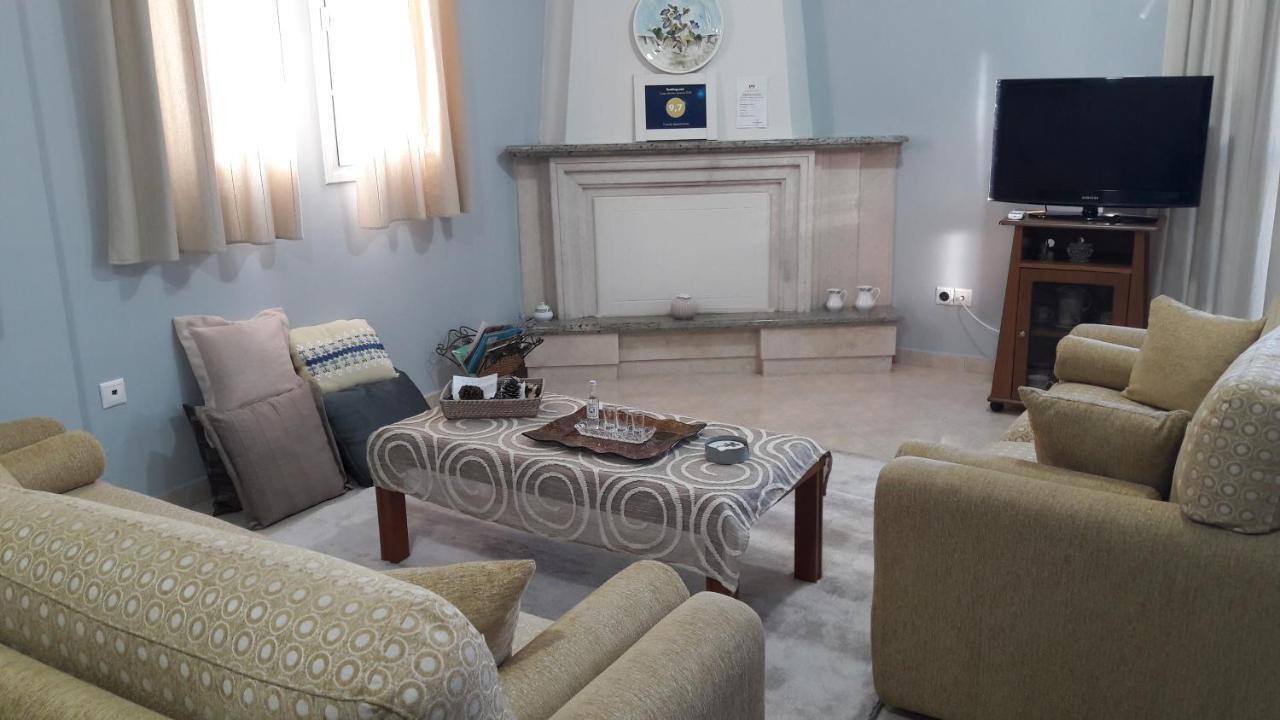 Family Apartments Missolonghi Ngoại thất bức ảnh