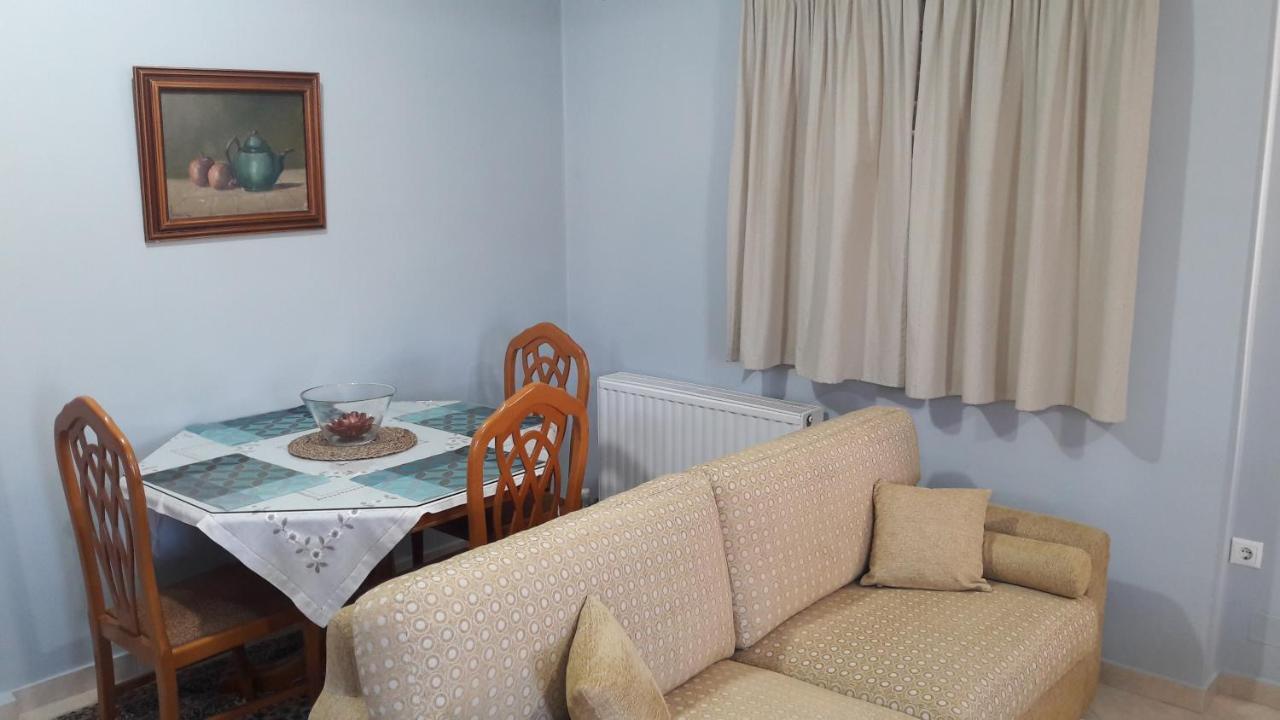 Family Apartments Missolonghi Ngoại thất bức ảnh